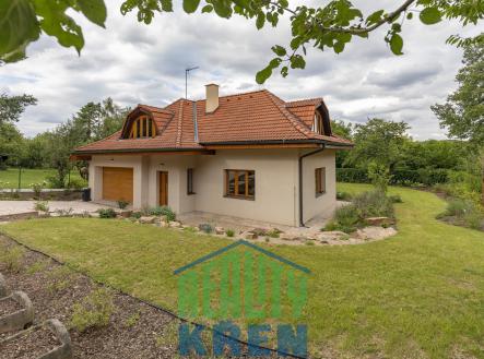 Pronájem - dům/vila, 248 m²