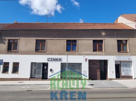 Prodej nájemního domu, 800 m²