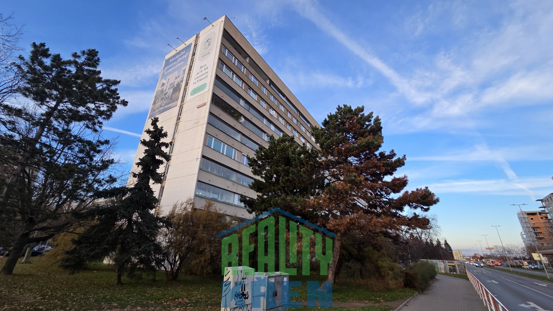 20251119_154500_resized