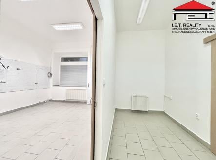 Pronájem - komerční objekt, jiný, 46 m²