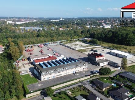 Pronájem - pozemek pro komerční výstavbu, 8 000 m²