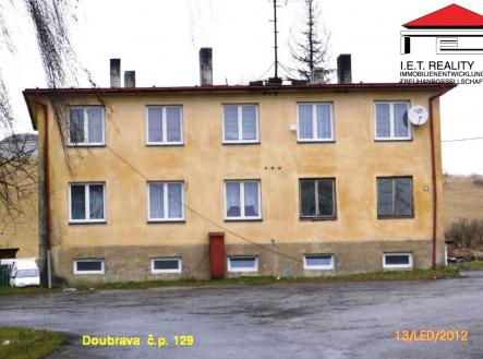 Prodej - nájemní dům, 270 m²