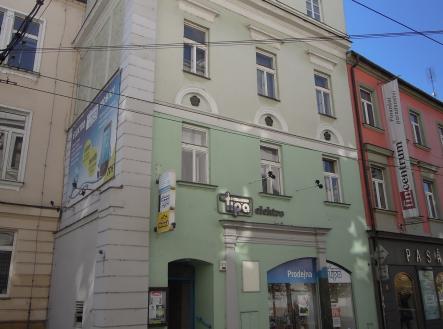 Prodej - nájemní dům, 810 m²