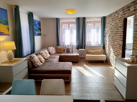 Pronájem bytu, 2+kk, 60 m²