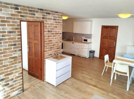 Pronájem bytu, 2+kk, 60 m²