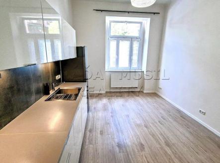 Pronájem bytu, 2+kk, 38 m²