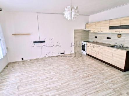 Pronájem bytu, 2+kk, 44 m²
