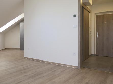 Pronájem bytu, 1+kk, 28 m²