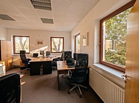 Prodej nájemního domu, 1 140 m²