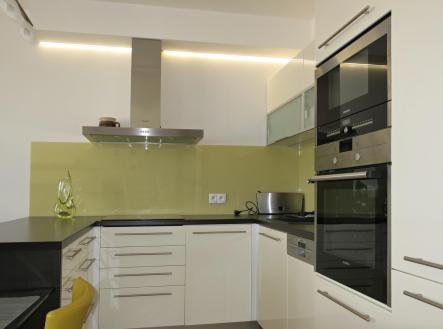 Pronájem bytu, 2+kk, 50 m²