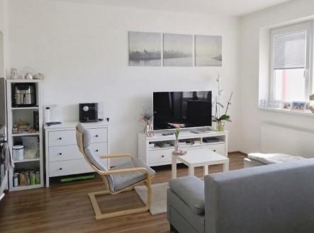 Pronájem bytu, 2+kk, 39 m²