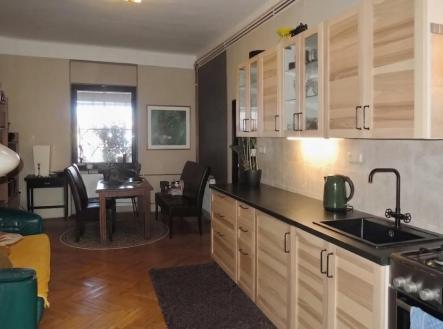 Pronájem bytu, 2+1, 72 m²