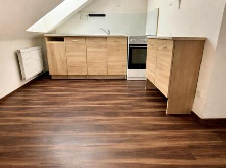 Pronájem bytu, 2+kk, 42 m²