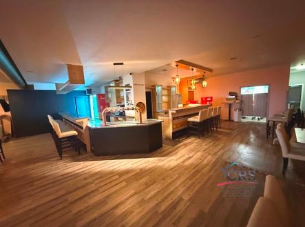 Pronájem - restaurace, 250 m²