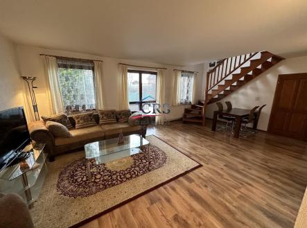 Pronájem domu/vily, 210 m²