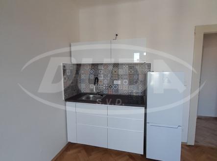 Pronájem bytu, 1+kk, 24 m² obrázek