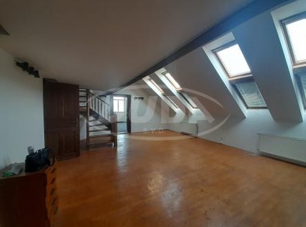 Pronájem bytu, 2+1, 94 m² obrázek