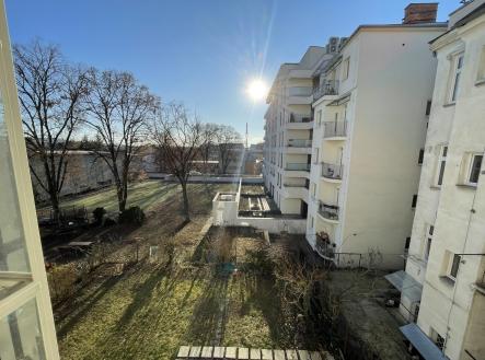 Prodej bytu, 3+kk, 77 m²