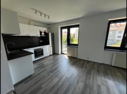 Pronájem bytu, 3+kk, 70 m²