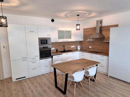 Pronájem bytu, 1+kk, 56 m²