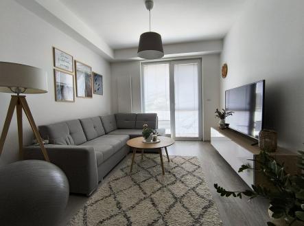 Pronájem bytu, 2+kk, 58 m²