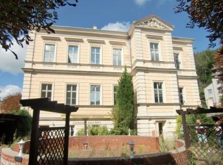 Prodej - dům/vila, 848 m²