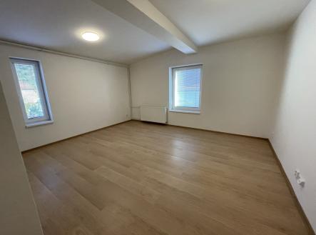 Pronájem bytu, 2+1, 82 m²