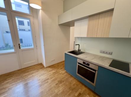 Pronájem bytu, 1+kk, 29 m²