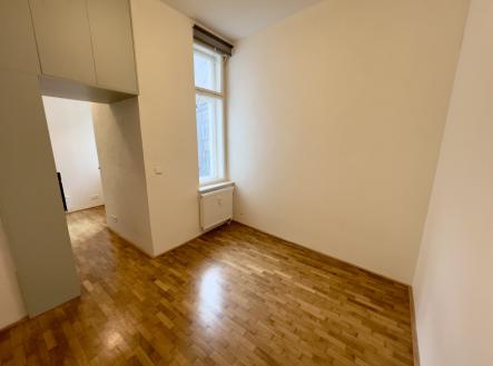 Pronájem bytu, 1+kk, 29 m²