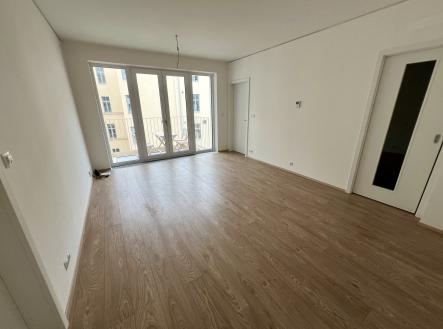 Pronájem bytu, 3+kk, 72 m²