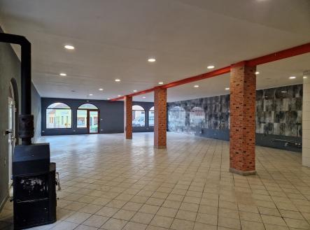 Prodej - restaurace, 1 138 m²