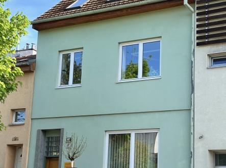 Prodej - kanceláře, 183 m²