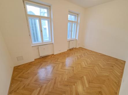 Pronájem kanceláře, 79 m²