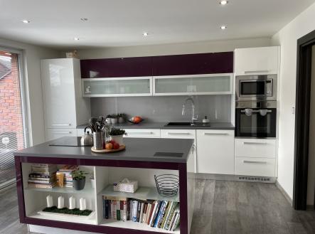 Prodej domu/vily, 300 m²