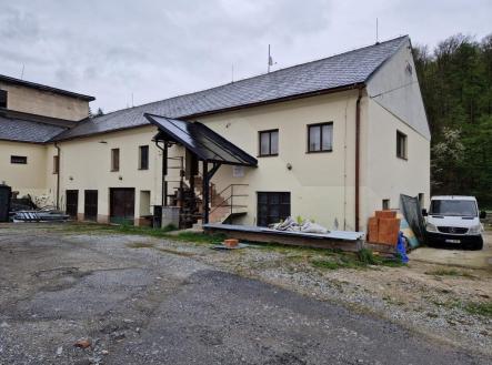 Prodej komerčního objektu, sklad, 583 m²