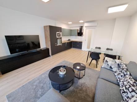 Pronájem bytu, 3+kk, 92 m²