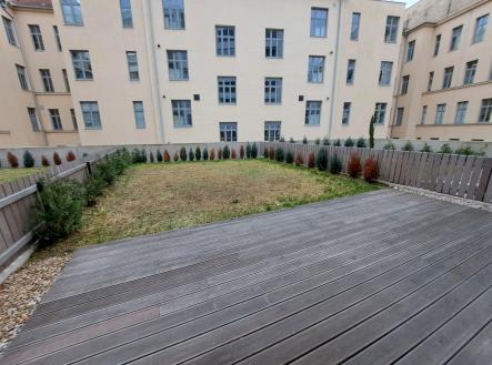 Pronájem bytu, 2+kk, 43 m²