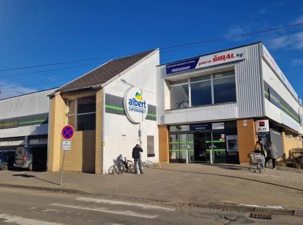 Pronájem obchodní prostory, 187 m²