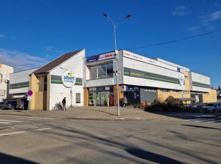 Pronájem obchodní prostor, 68 m²