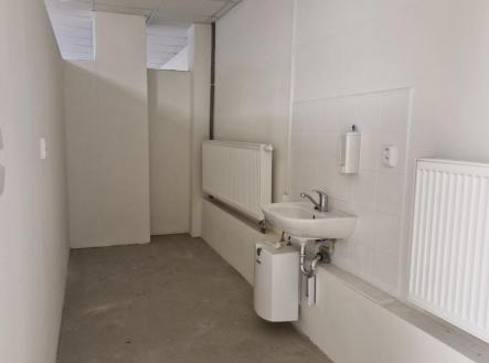 Pronájem obchodní prostory, 68 m²