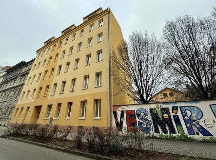 Pronájem bytu, 1+kk, 32 m²