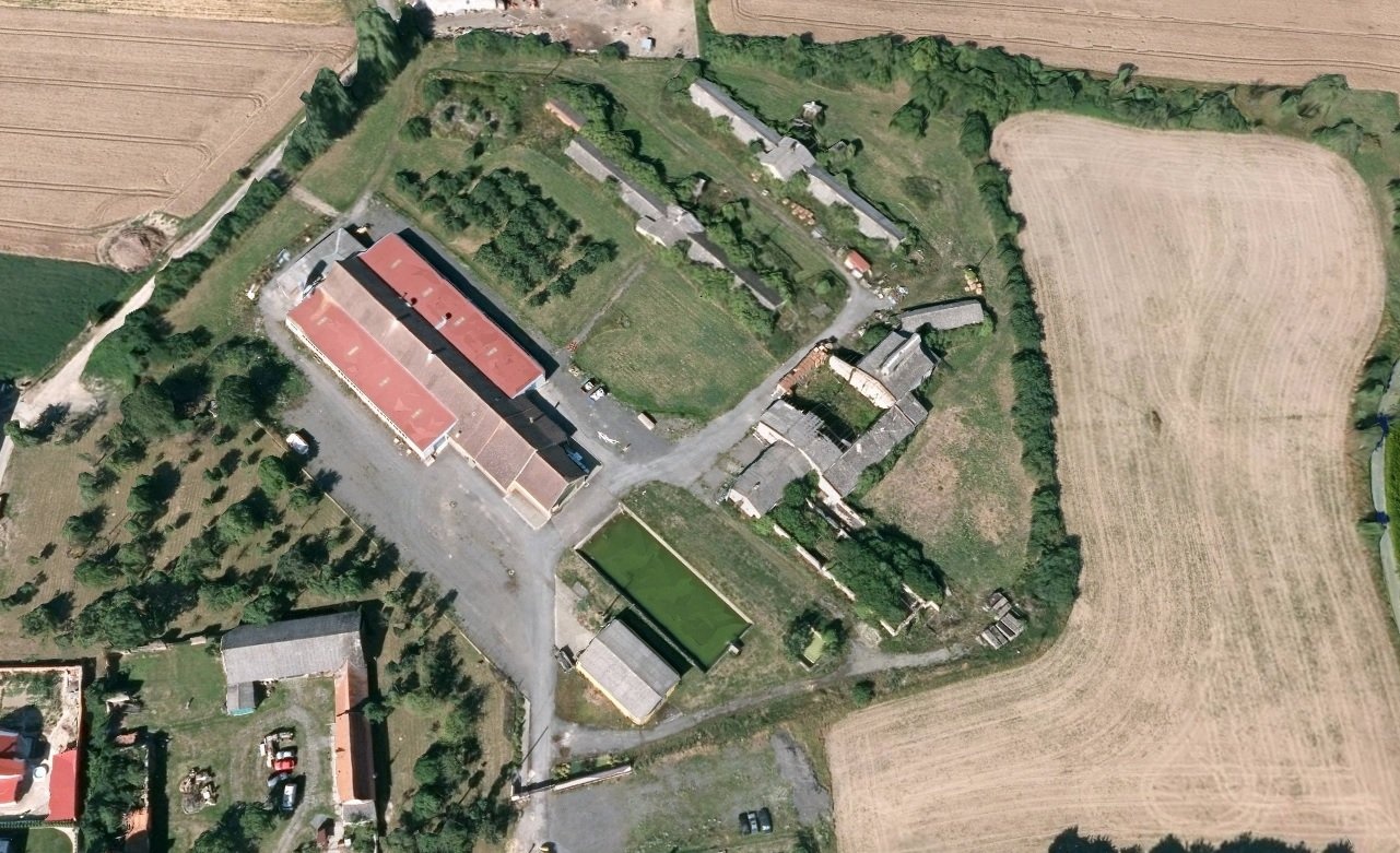 satelitní snímek areálu