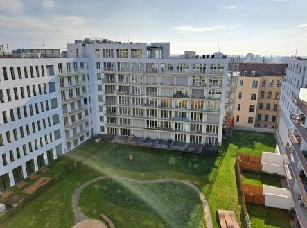 Pronájem bytu, 1+kk, 27 m²