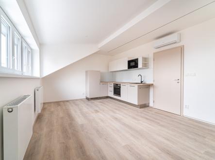 Pronájem bytu, 1+kk, 29 m²