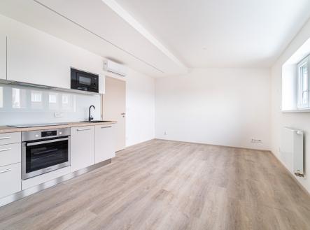 Pronájem bytu, 1+kk, 29 m²