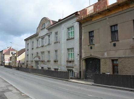 Prodej nájemního domu, 1 260 m²