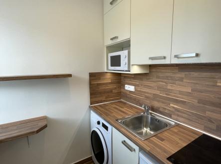 Pronájem bytu, 1+kk, 27 m²