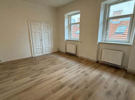 Pronájem bytu, 2+1, 100 m²