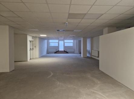 Pronájem komerčního objektu, jiný, 178 m²