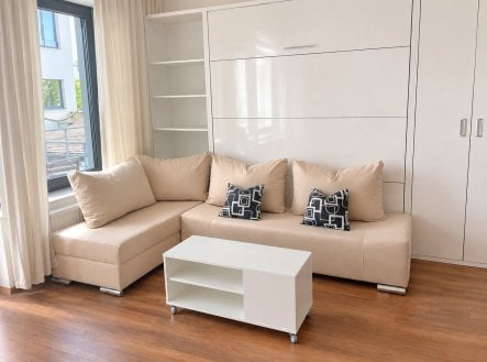 Pronájem bytu, 1+kk, 35 m²